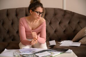 As dívidas de cartão de crédito e empréstimos se acumularam e você não sabe mais o que fazer para conseguir pagar? A Lei do Superendividamento pode ajudar!